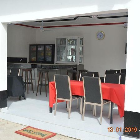 Sukuta Nema Guest House Banjul Eksteriør billede