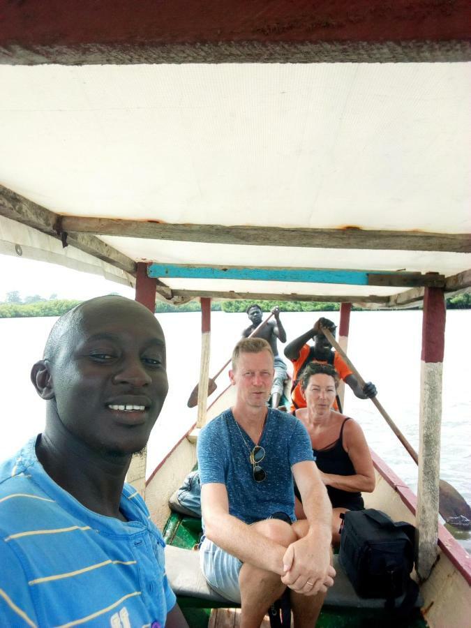 Sukuta Nema Guest House Banjul Eksteriør billede